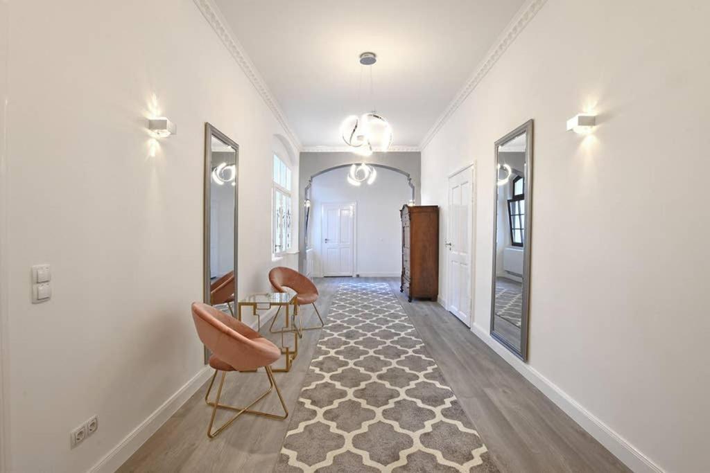 6,5 luxury room apartment - central Zwickau Extérieur photo