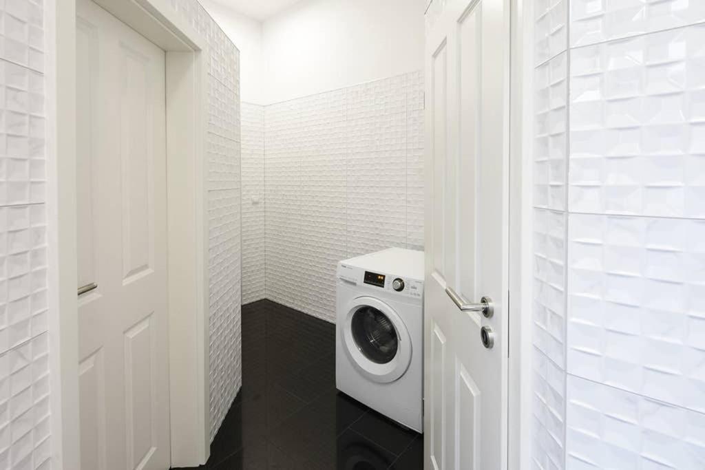 6,5 luxury room apartment - central Zwickau Extérieur photo